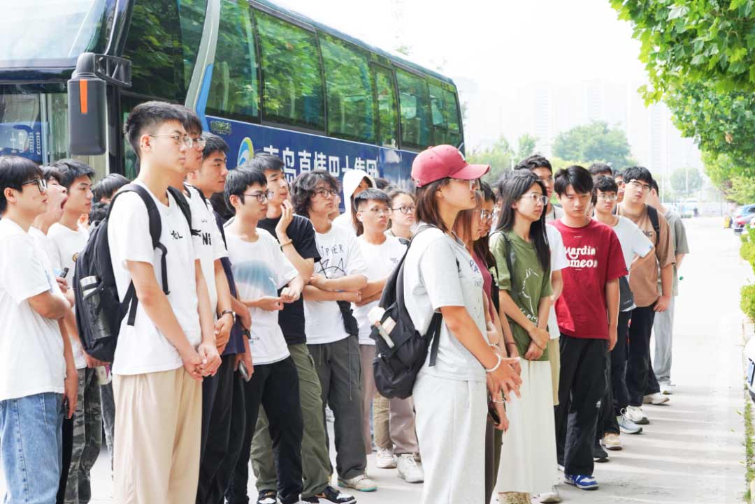 中國石油大學（華東）師生走進艾普智能，攜手共促產(chǎn)學研深度融合