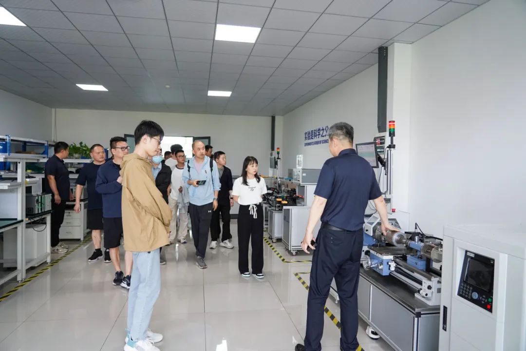知識培訓驅(qū)動行業(yè)共贏發(fā)展，艾普積極探索客戶價值創(chuàng)造模式